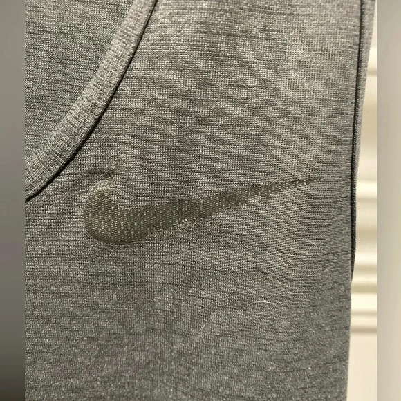 Nike Dri Fit Tank Top Women’s Size Small Gray - Picture 5 of 9